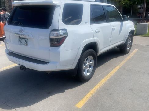 Used 2019 Toyota 4Runner SR5 Premium AWD/4WD image 4