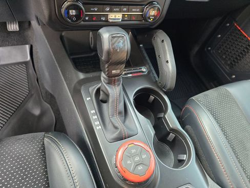 Used 2024 Ford Bronco Raptor w/ Interior Carbon Fiber Pack 6 AWD/4WD image 23