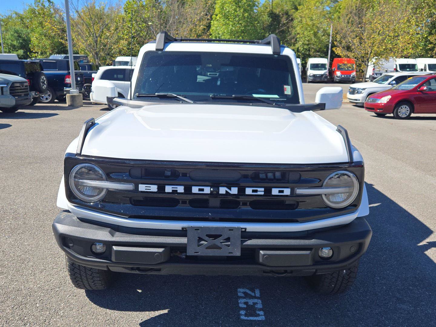 Used 2023 Ford Bronco Outer Banks AWD/4WD image 2