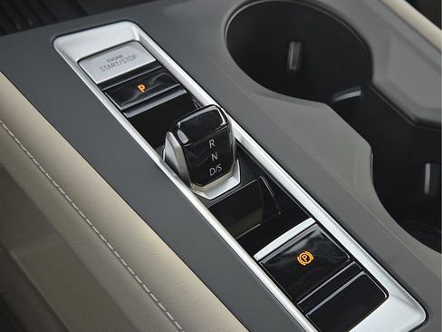 New 2026 Volkswagen Atlas SE image 23