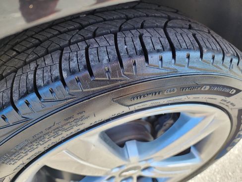 Used 2013 Chevrolet Sonic RS image 35