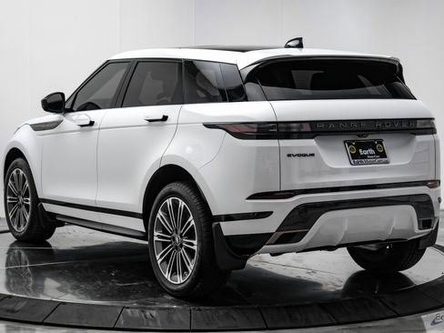 Used 2024 Land Rover Range Rover Evoque Dynamic SE image 9