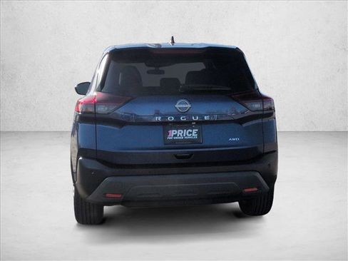 Used 2023 Nissan Rogue S image 7