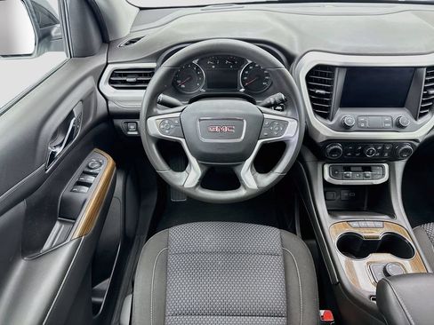Used 2023 GMC Acadia SLE w/ Elevation Edition FWD image 10