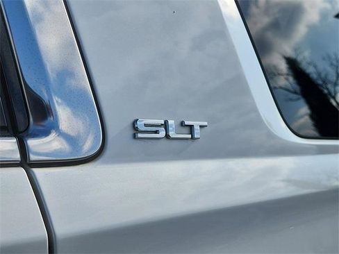 Used 2018 GMC Yukon SLT w/ HD Trailering Package image 10