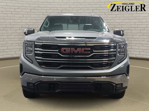 New 2025 GMC Sierra 1500 SLT AWD/4WD image 2