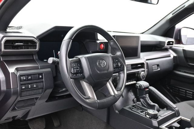 Used 2025 Toyota 4Runner TRD Off-Road AWD/4WD image 15