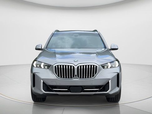 Used 2024 BMW X5 sDrive40i RWD image 2
