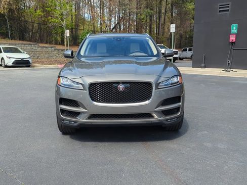 Used 2019 Jaguar F-PACE Portfolio image 2