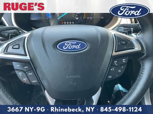 Used 2020 Ford Edge SEL w/ Convenience Package AWD/4WD image 19