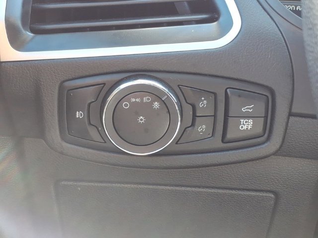 Used 2023 Ford Edge SEL AWD/4WD image 18