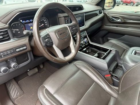 Used 2021 GMC Yukon XL Denali w/ Denali Premium Package RWD image 20