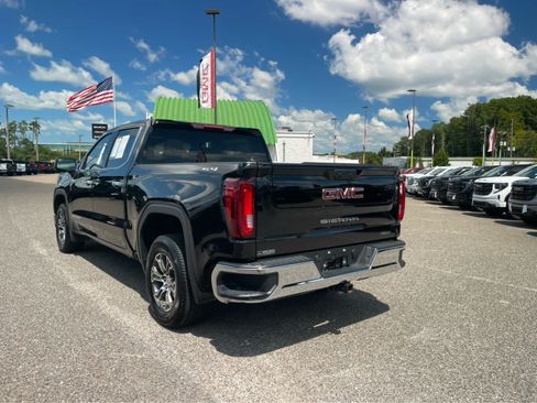 Used 2025 GMC Sierra 1500 SLT AWD/4WD image 7