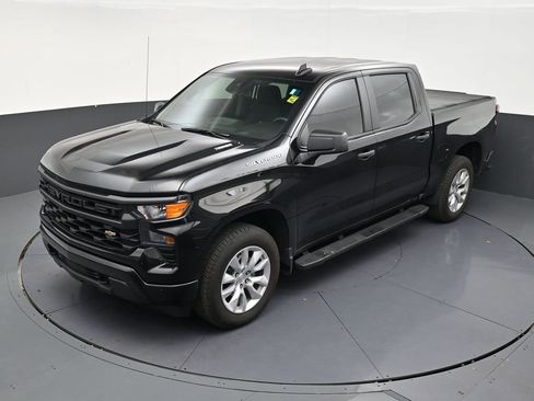 Used 2026 Chevrolet Silverado 1500 Custom RWD image 12