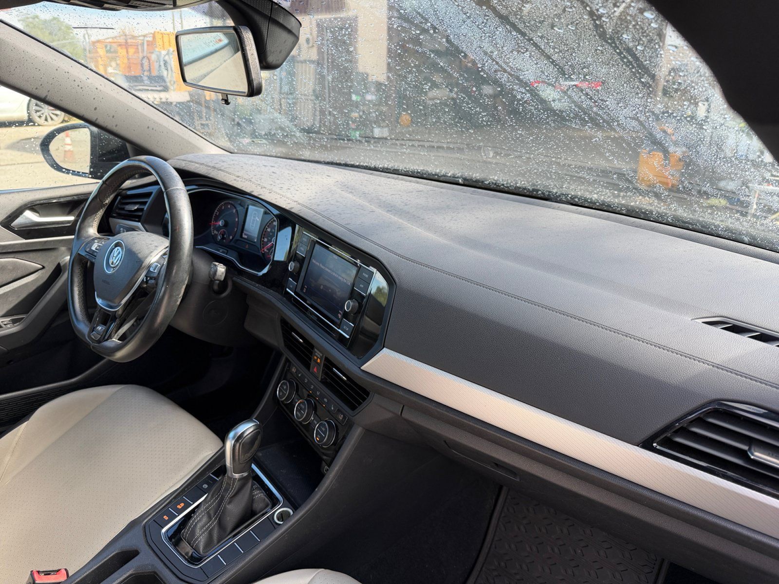Used 2019 Volkswagen Jetta R-Line FWD image 16