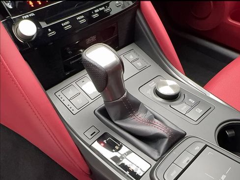 Used 2022 Lexus IS 350 F Sport RWD image 43