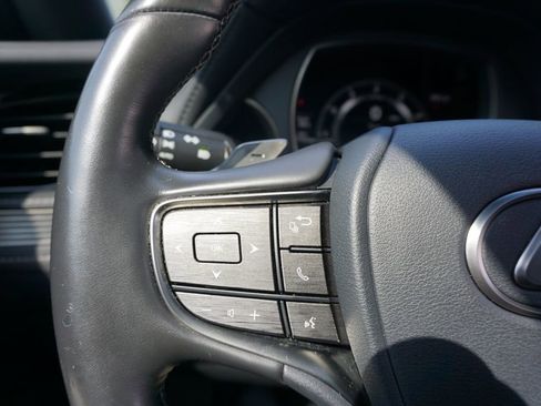 Used 2020 Lexus LS 500 w/ Accessory Package (Z2) image 7