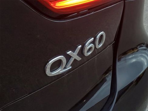 Used 2018 INFINITI QX60 AWD w/ Premium Plus Package image 6