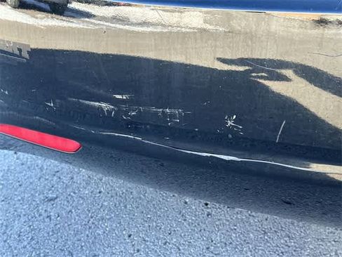 Used 2012 Hyundai Elantra GLS image 29