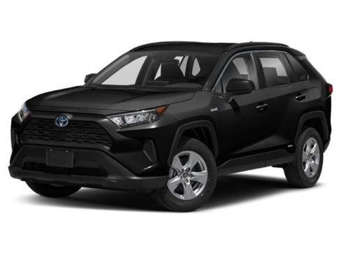 Used 2021 Toyota RAV4 LE image 1