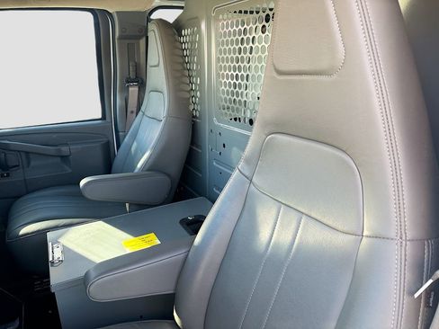 Used 2024 Chevrolet Express 3500 Work Van w/ Driver Convenience Package image 19