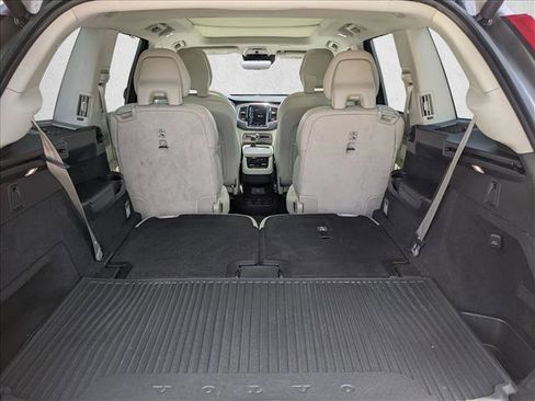 Used 2022 Volvo XC90 T6 Inscription w/ Advanced Package image 6