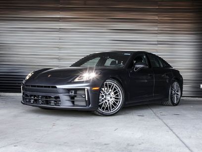 New 2026 Porsche Panamera