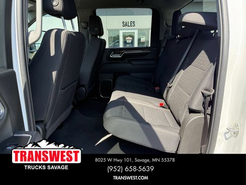 Used 2025 Chevrolet Silverado 2500 LT w/ Convenience Package AWD/4WD image 6
