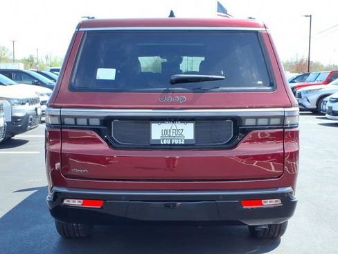 New 2026 Jeep Grand Wagoneer L 4WD w/ Premium Group I image 22