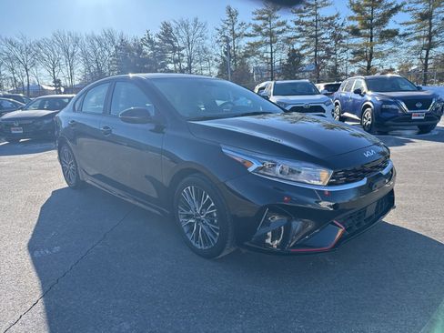 Used 2023 Kia Forte GT-Line w/ GT-Line Premium Package image 3
