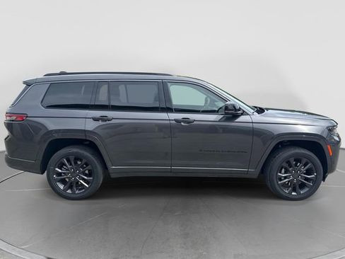 New 2026 Jeep Grand Cherokee L Limited AWD/4WD image 2
