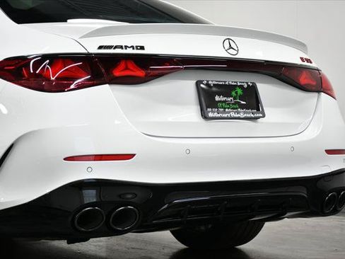Used 2026 Mercedes-Benz E 53 AMG e 4MATIC Sedan image 10
