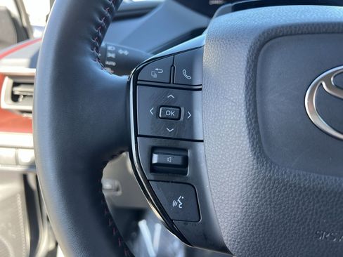 Used 2023 Toyota Prius Prime Premium w/ Advanced Technology Package image 33