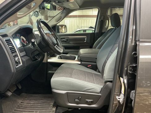 Used 2018 RAM 1500 Big Horn AWD/4WD image 14
