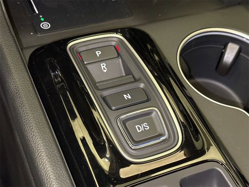 New 2025 Honda Pilot Touring image 32