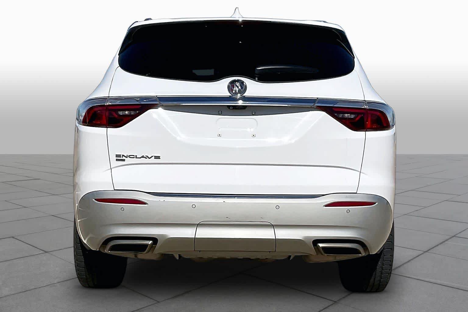 Used 2022 Buick Enclave Premium AWD/4WD image 5