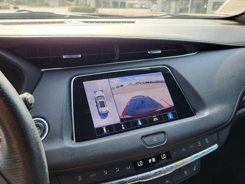 Certified 2022 Cadillac XT4 Sport AWD/4WD image 28