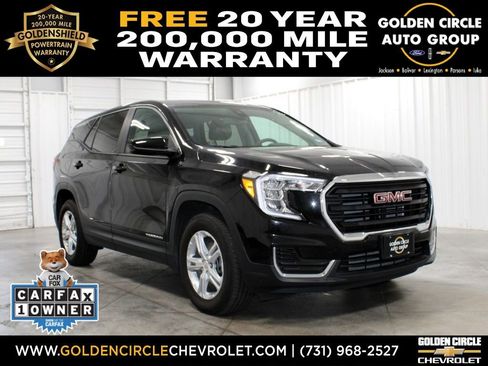 Used 2024 GMC Terrain SLE image 1