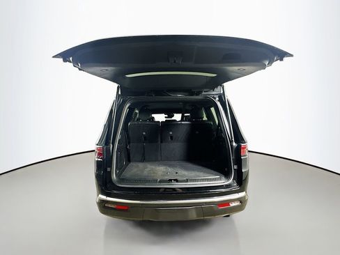 Used 2022 Jeep Wagoneer Series II image 37