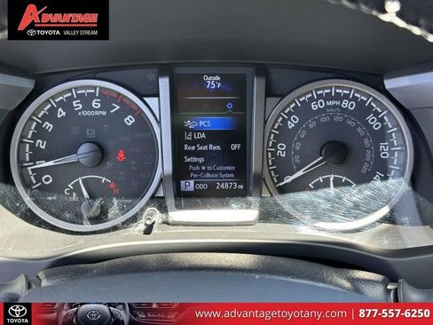 Certified 2023 Toyota Tacoma SR5 AWD/4WD image 28