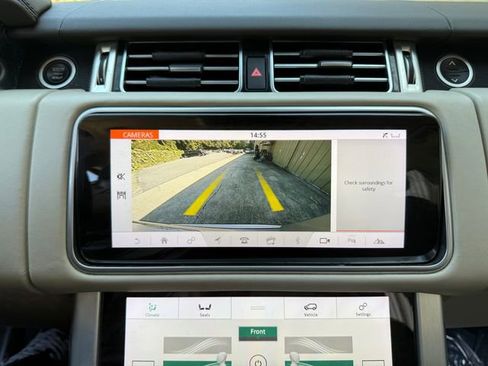 Used 2018 Land Rover Range Rover HSE image 22