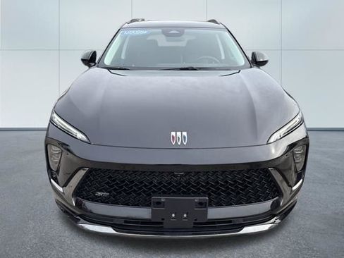 Used 2025 Buick Envision Sport Touring image 10