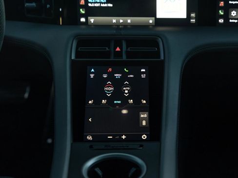 Used 2022 Porsche Taycan Turbo S image 64