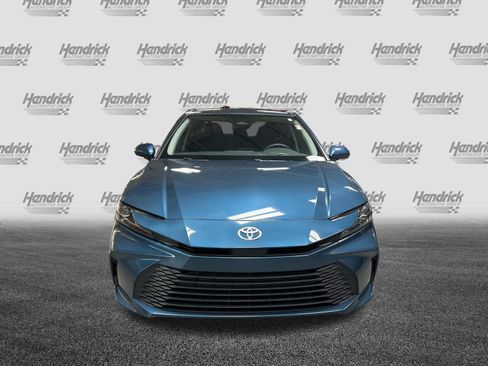 Used 2025 Toyota Camry LE FWD image 3