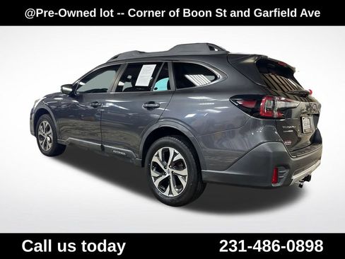 Used 2020 Subaru Outback Limited AWD/4WD image 3