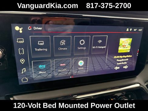 Used 2025 GMC Sierra 2500 AT4X image 19