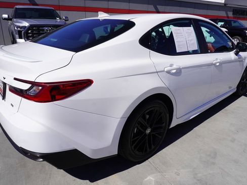 Certified 2025 Toyota Camry SE image 7