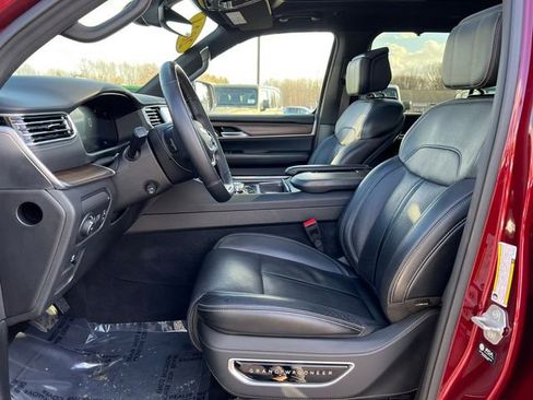 Certified 2024 Jeep Grand Wagoneer L 4x4 image 3