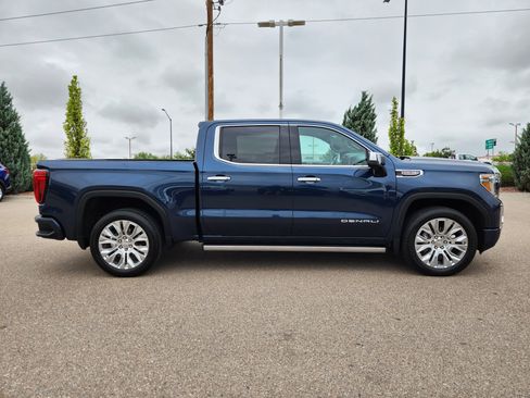 Used 2020 GMC Sierra 1500 Denali w/ Denali Ultimate Package AWD/4WD image 2