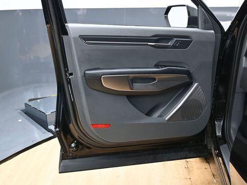 Used 2024 Kia EV9 Light image 43